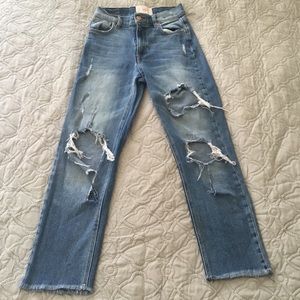 REVICE High-Rise Destroyed Jeans - Size 25